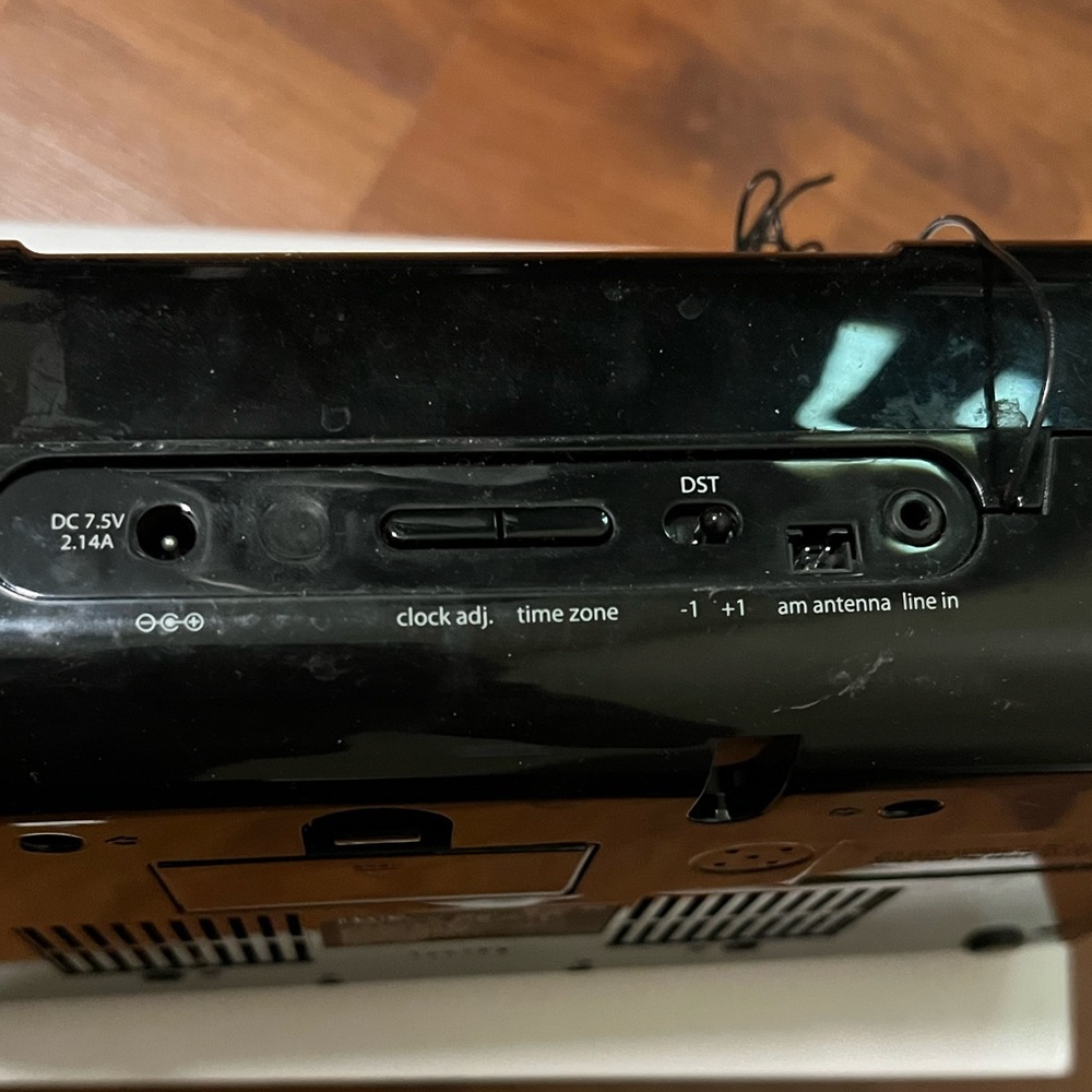 IHome - Picture 4 of 5